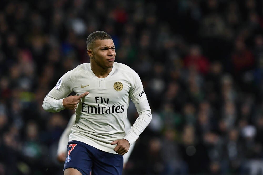 英伟达CEO黄仁勋：人工智能正处于一个“良性循环”